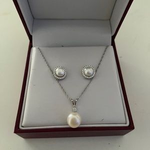 Diamond Pearl necklace set